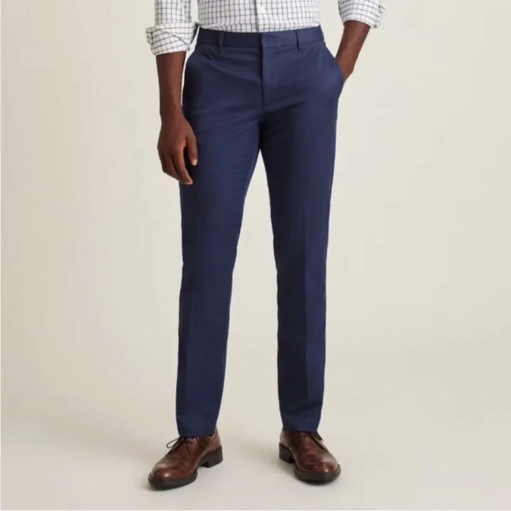 Bonobos 31 x 30 Weekday Warrior Navy Blue Chino Pants